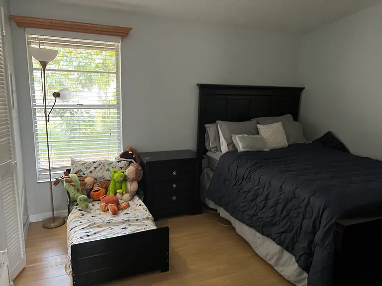 2750 Hope St — Photo 9