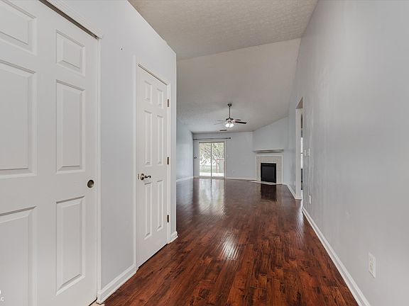 4th image of 10234 Buell Dr