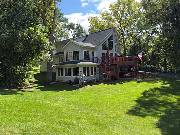 2nd image of 1370 Pier Dr #1371