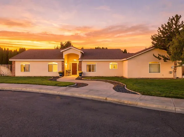 2501 Papyrus Ct, West Richland, WA 99353