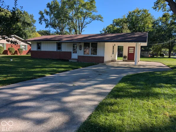2791 Woodlawn Dr, Anderson, IN 46013