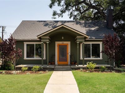 814 E Foothill Blvd, Monrovia, CA, 91016