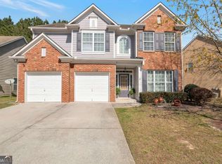1565 Hedington Cir, Lawrenceville, GA