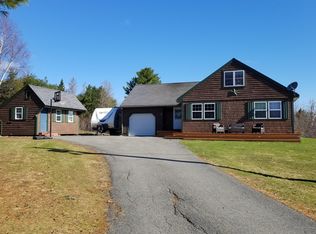 133 Lake Rd, Robbinston, ME 04671