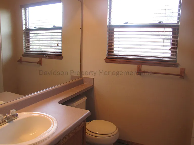 6085 Whirlwind Dr — Photo 12