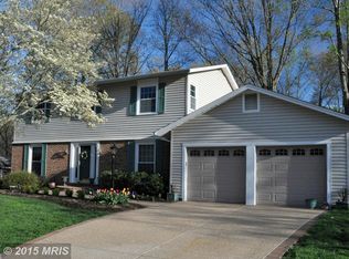 9212 Rockefeller Ln, Springfield, VA 22153