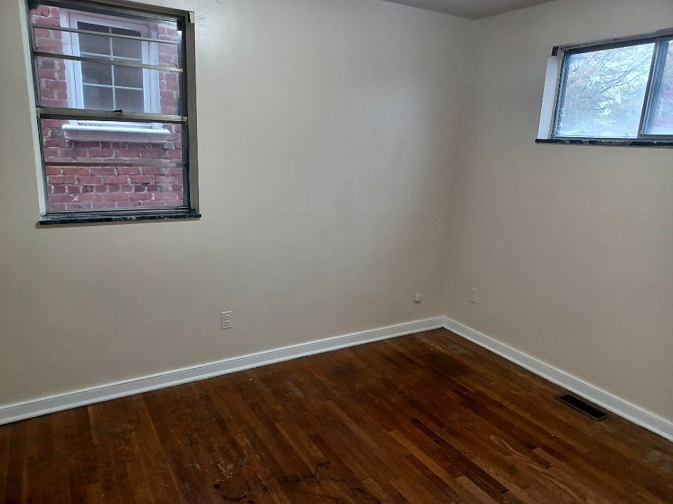 1st image of 3015 W Grace St APT 2