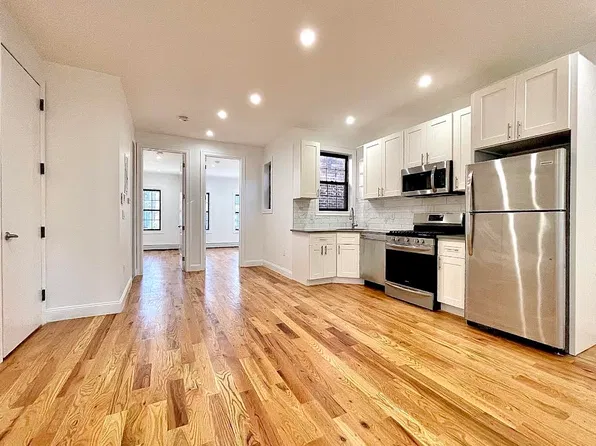 448 Stockholm St Floor 2, Ridgewood, NY 11385