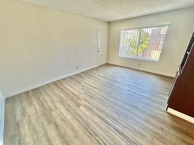 4430 North Ave #8 — Photo 6