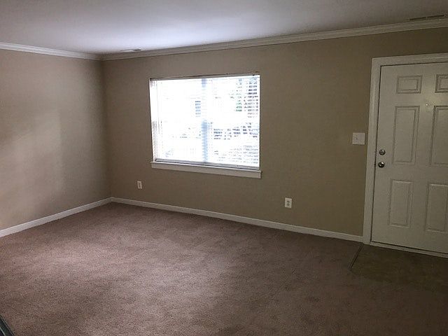 1st image of 405 N French Ct