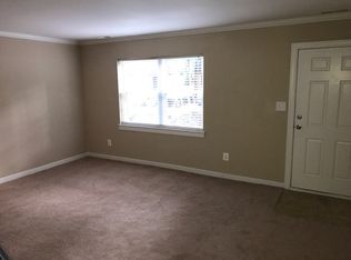 405 N French Ct, Virginia Beach, VA 23454