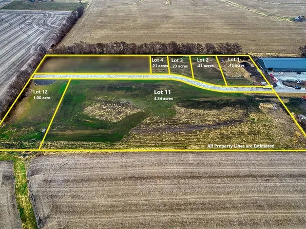 W 12th St, Pella, IA 50219