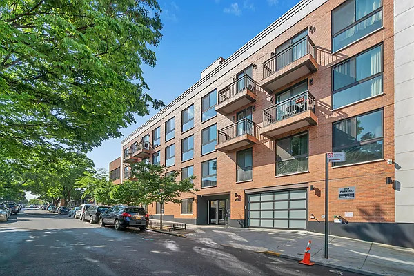 Rented by Corcoran | media 27