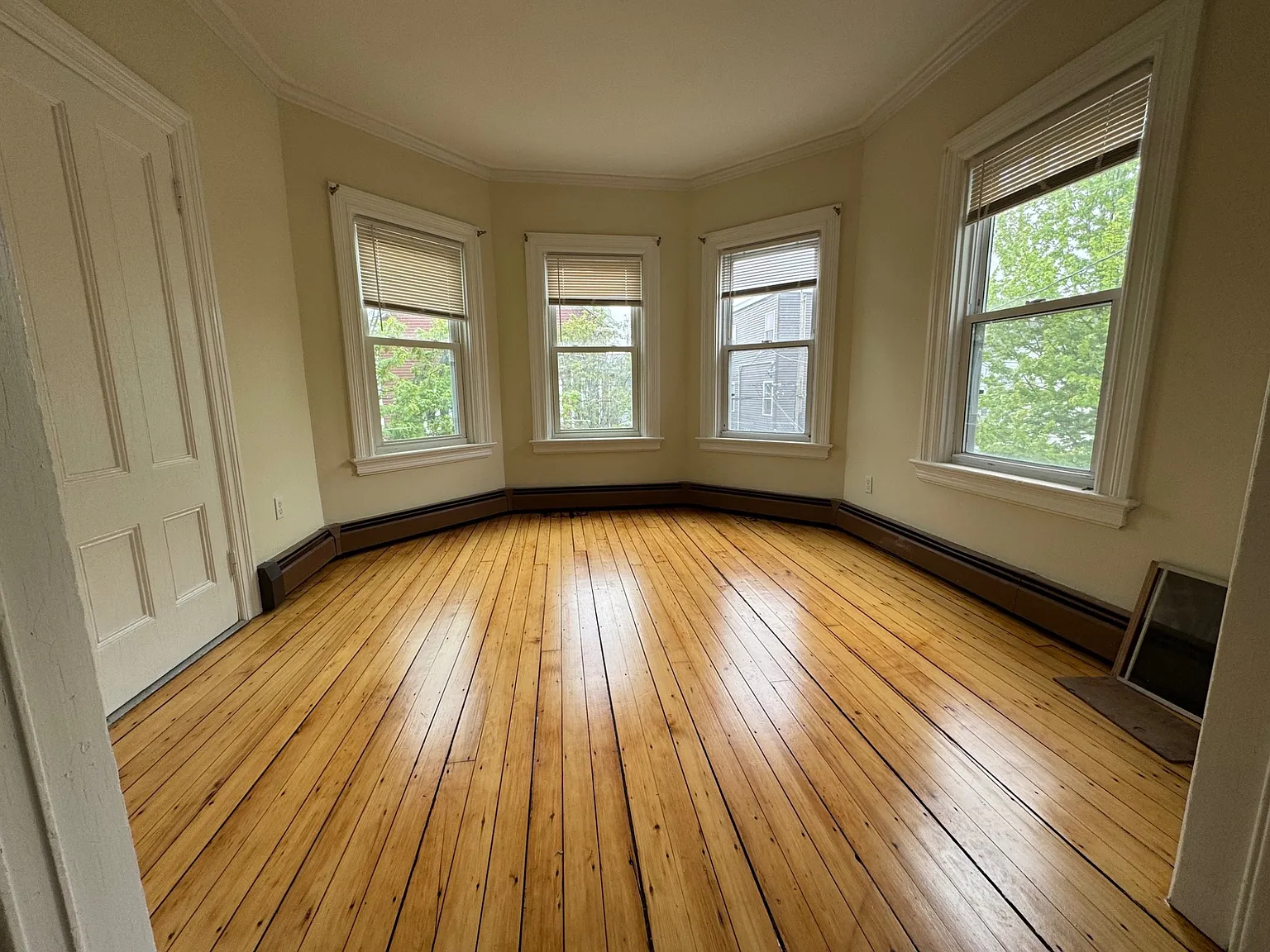 1 bed, 1715 sqft, $1,025 — Photo 2