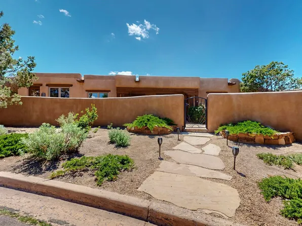 425 Calle Kokopelli, Santa Fe, NM 87501