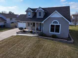 8984 Dallas Pl, Crown Point, IN 46307