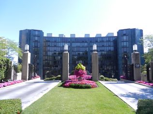 1420 Sheridan Rd APT 1A, Wilmette, IL 60091