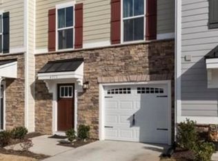 4311 Pickney Ln, Chesapeake, VA 23324