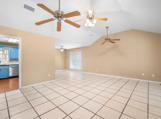 417 Shawnee Dr #B, Montgomery, TX 77316