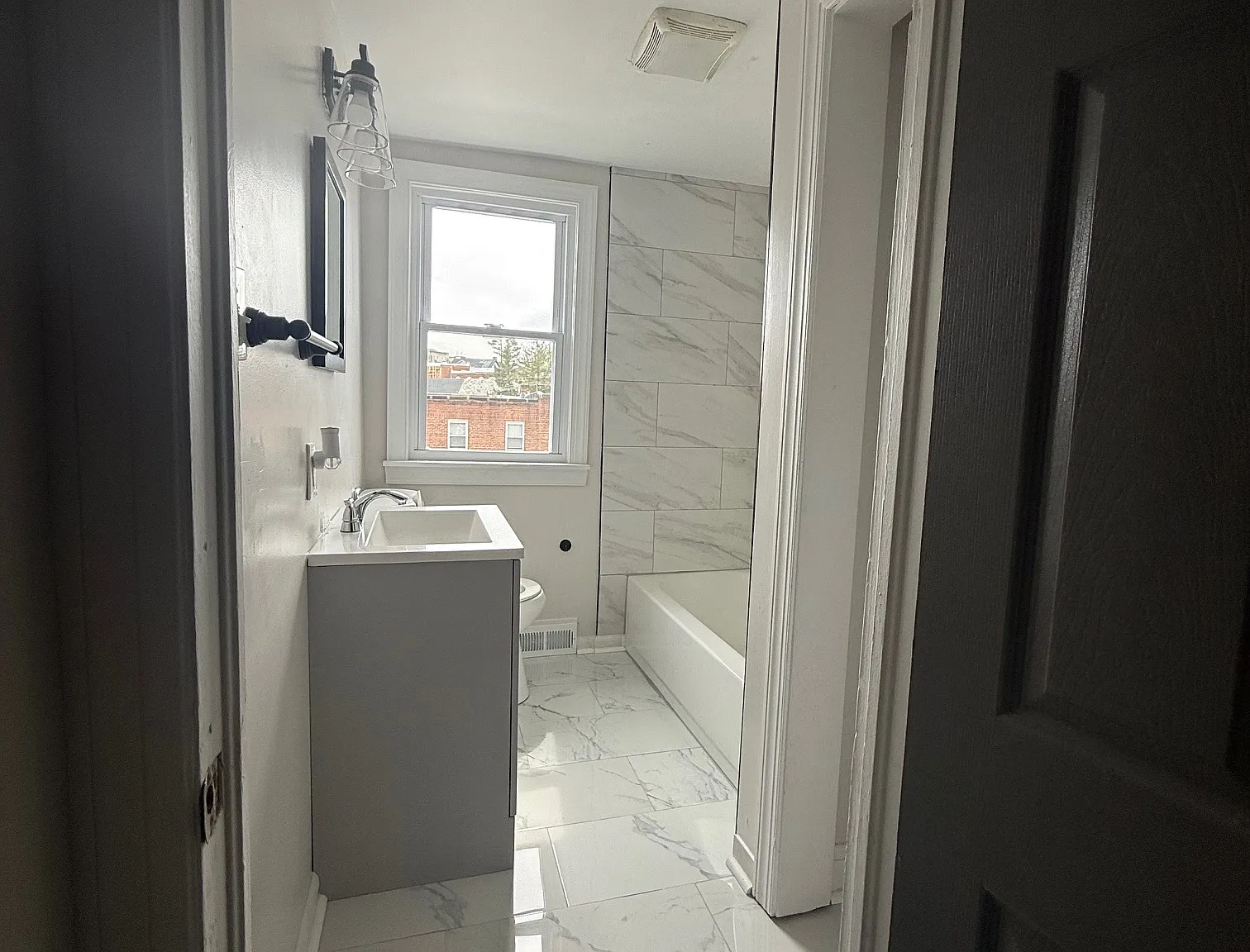 3 bed, 1300 sqft, $1,850 — Photo 4