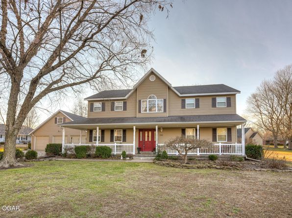 2141 Buena Vista Ave, Carthage, MO 64836