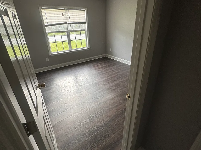 143 Corinth Dr — Photo 14