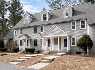 174 Twin Lakes Dr, Halifax, MA 02338