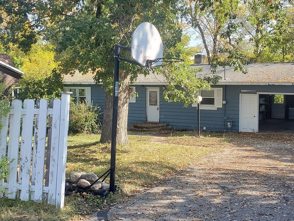 1st image of 15671 W Munson Ln