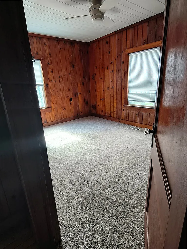 4 bed, 2.0 bath, $2,000 — Photo 4