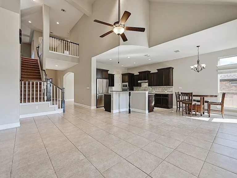 779 Wild Rose Dr — Photo 5