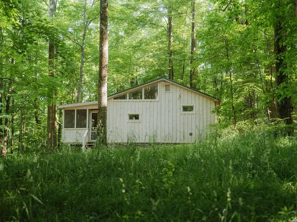 20554 Thompson Ridge Rd, Laurelville, OH 43135