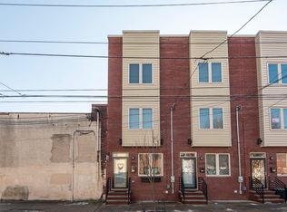 2325 E Thompson St, Philadelphia, PA 19125