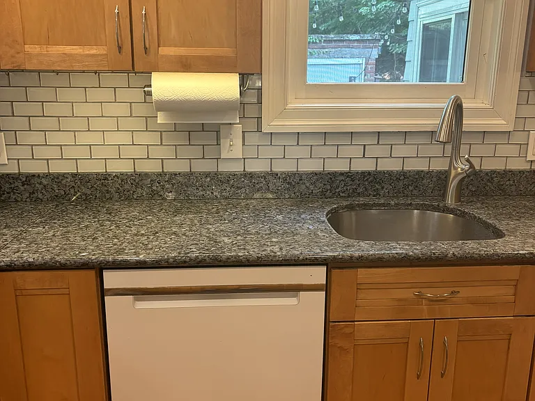 132 Eliot St — Photo 8