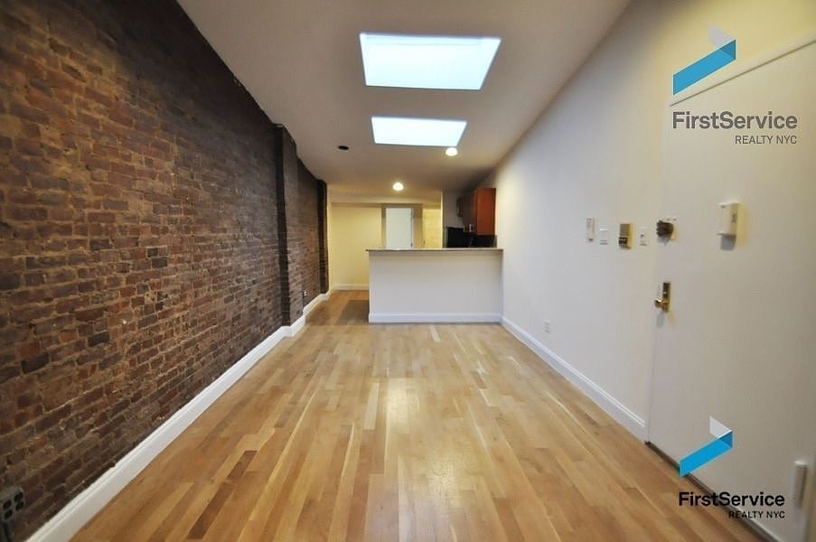 1st image of 142 E 13th St APT 5S