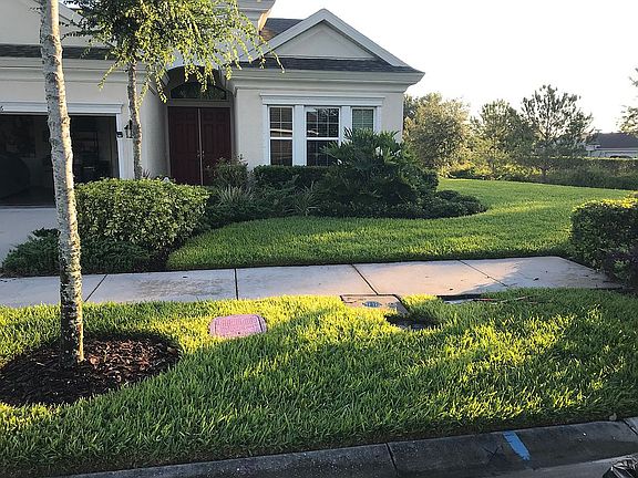 3rd image of 7516 Parkshore Dr