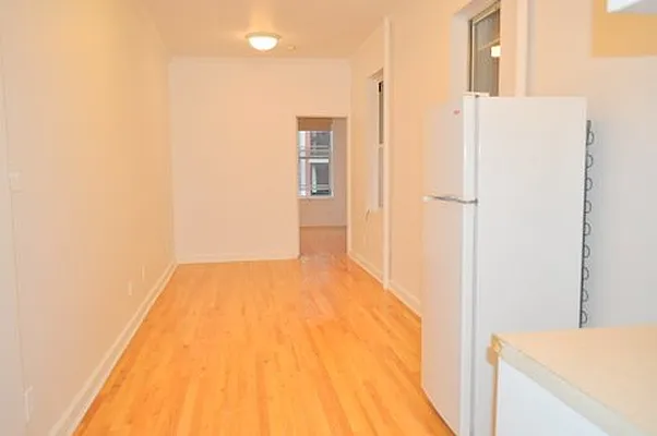 Rented by Douglas Elliman | media 30