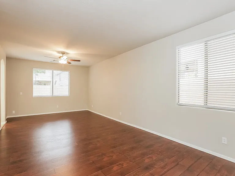 6842 S 26th Pl — Photo 10