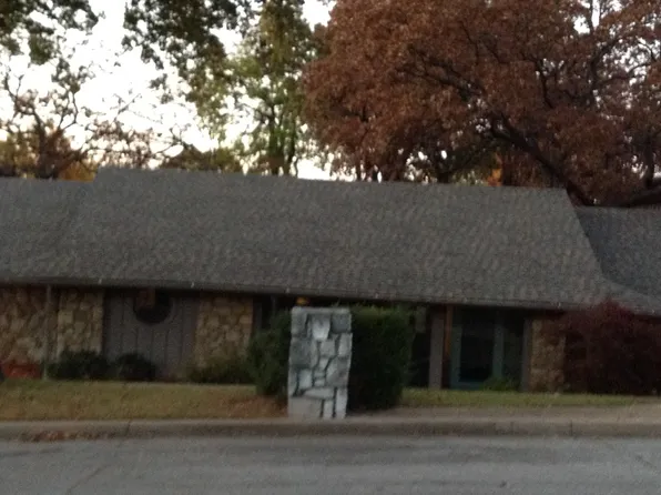3221 E 80th St S, Tulsa, OK 74136