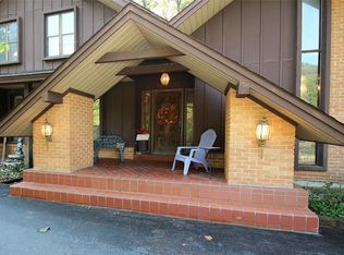 18714 Vixen Dr, Pacific, MO