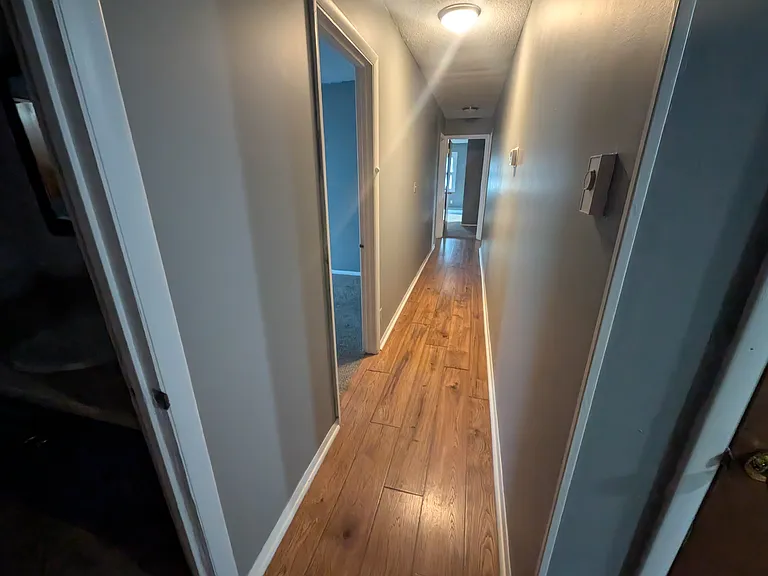 2113 W Christy Ln — Photo 14