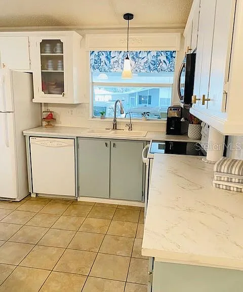 7071 Spanish Moss Ln — Photo 3