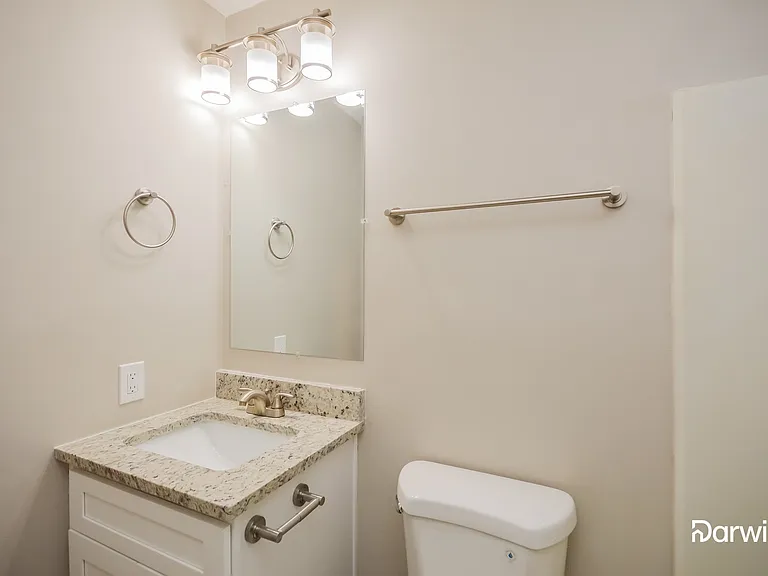 1611 Rolling Hills Trl SE — Photo 8