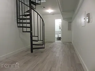 Rented by Rennit Inc.