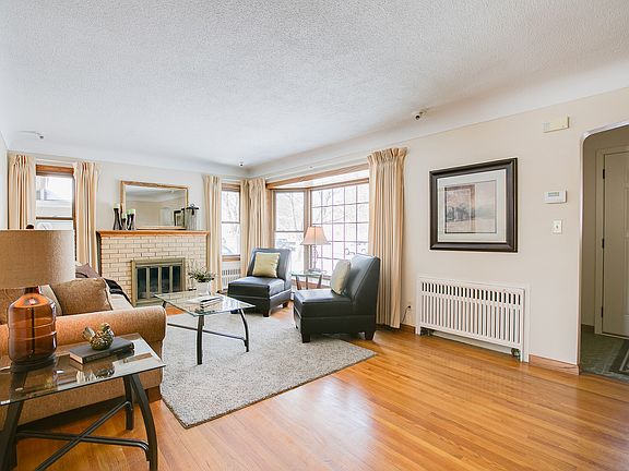 5th image of 1270 Garden Ave