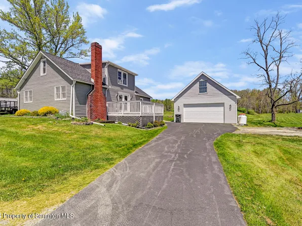 14012 Orchard Dr, Clarks Summit, PA 18411