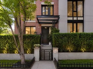 308 Smithe St, Vancouver, BC V6B 1S3