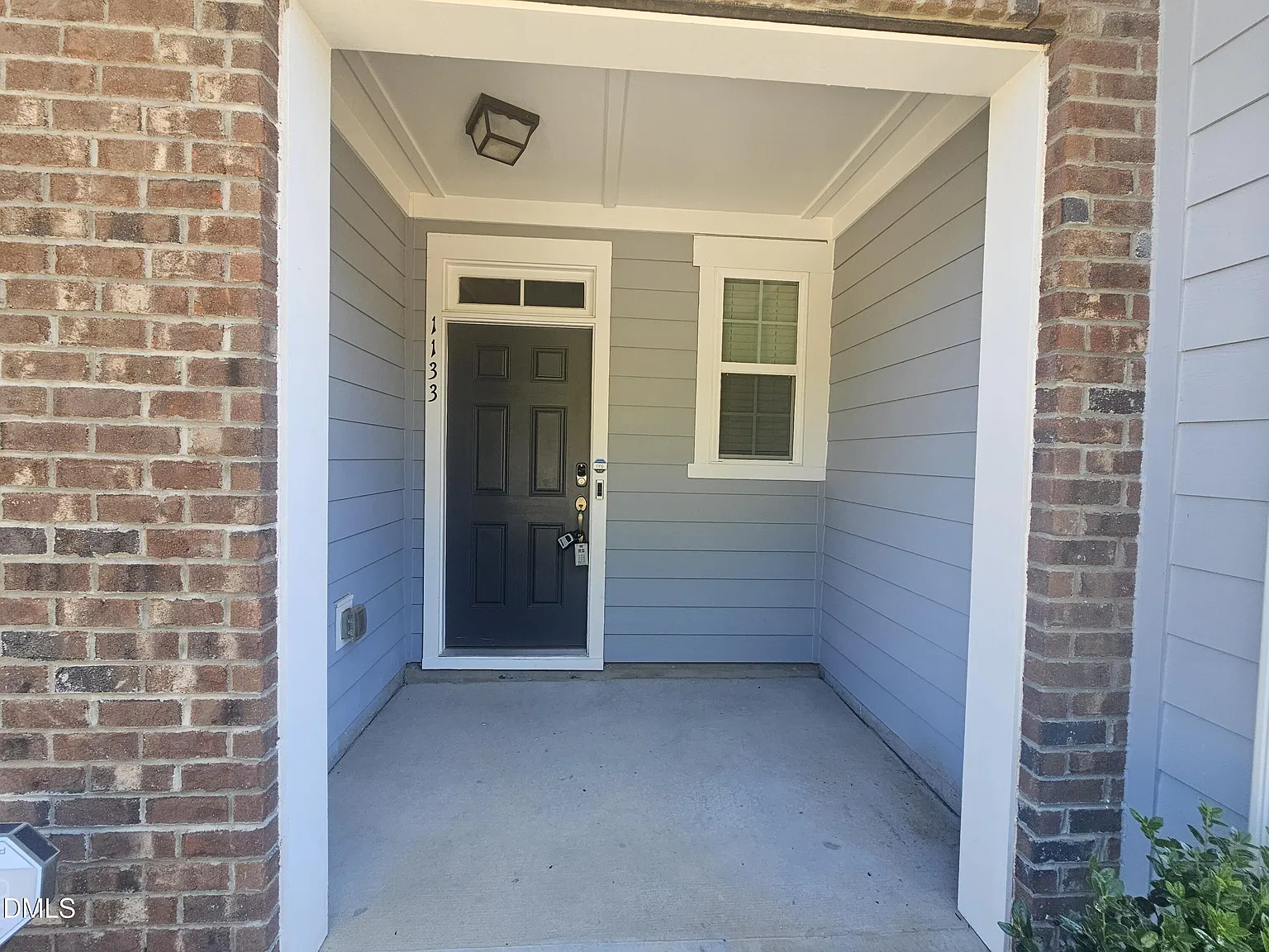 3 bed, 2.5 bath, $2,150 — Photo 2