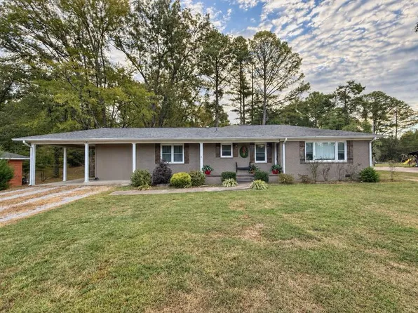 1101 S Adams St, Fulton, MS 38843