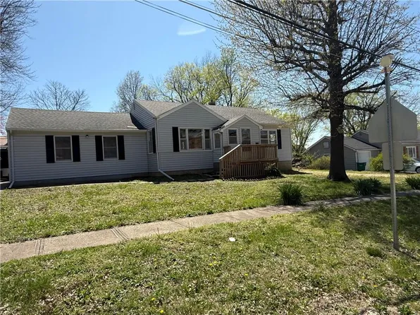 605 W Dakota St, Butler, MO 64730