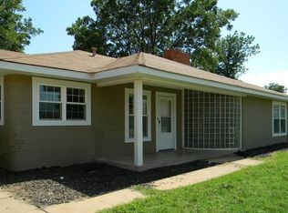 228 Davis Blvd, Elk City, OK 73644